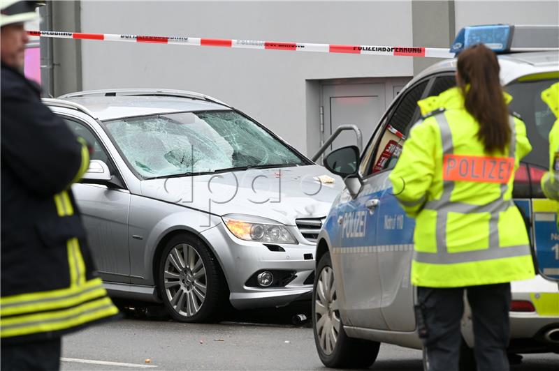 Car hurtles into carnival parade in Germany