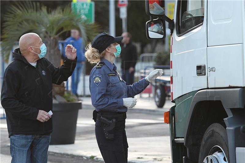 Trajekt Marko Polo iz Ancone stigao u splitsku luku