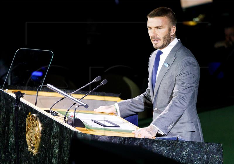 David Beckham "ponosan" na Harryjevu odluku da okrene novu stranicu