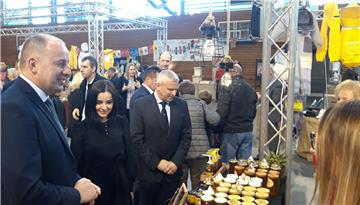 Around 100 beekepers present at Honey Days in Pazin