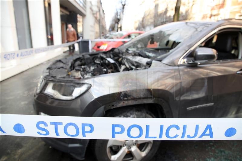 Zagreb: Zapalio vozilo u Prilazu Gjure Deželića