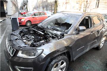 Zagreb: Zapalio vozilo u Prilazu Gjure Deželića