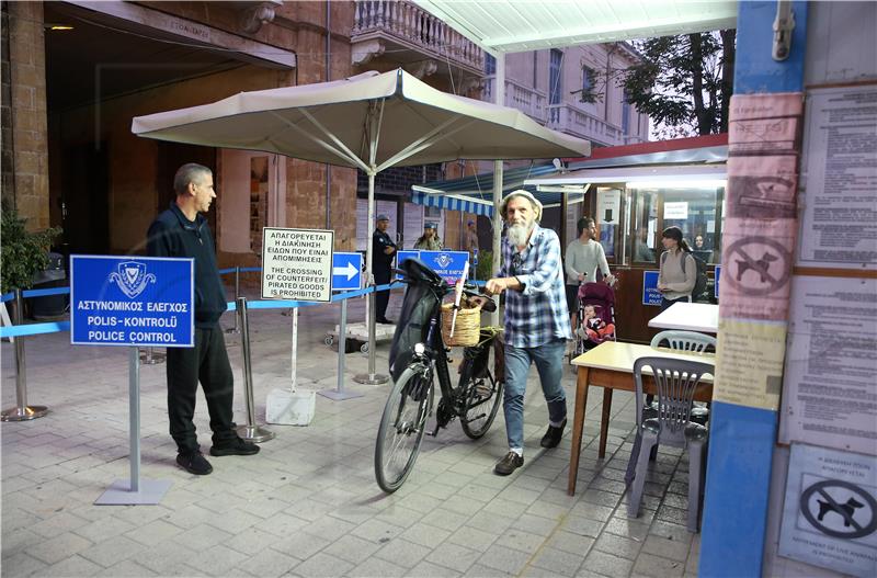 Cipar: Sukob policije i prosvjednika nakon zatvaranja kontrolne točke