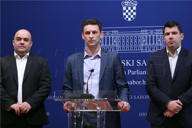 Konferencija za medije Kluba zastupnika Mosta