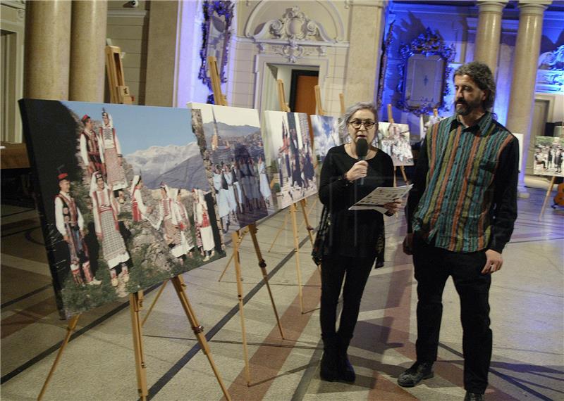 Rijeka: Izložba Tragom hrvatske baštine otvorena putem prijenosa na portalima