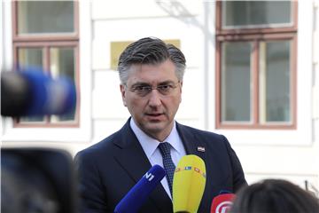 Premijer Plenković dao izjavu nakon sastanka s predsjednicima Klubova zastupnika