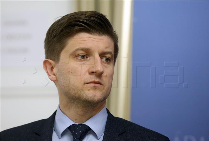 Marić: Dvostruko veći promet u maloprodaji, robe dovoljno