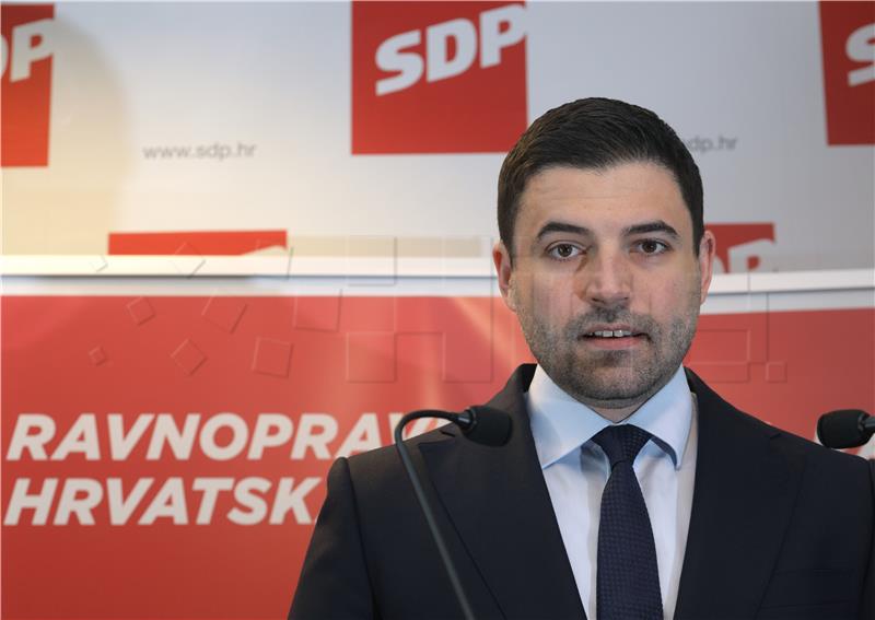 SDP leader calls for more rigorous measures against coronavirus