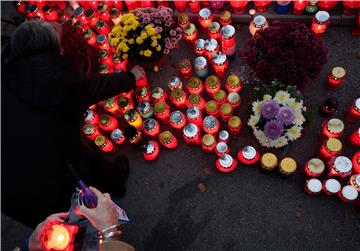 Zagreb city cemeteries: Funerals to be attended by family only