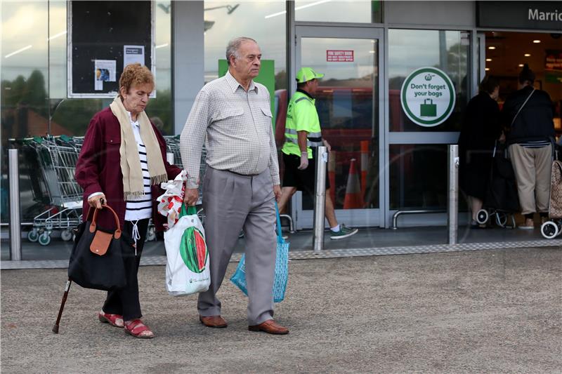 Australija u doba koronavirusa: sat vremena kupovine samo za građane starije dobi