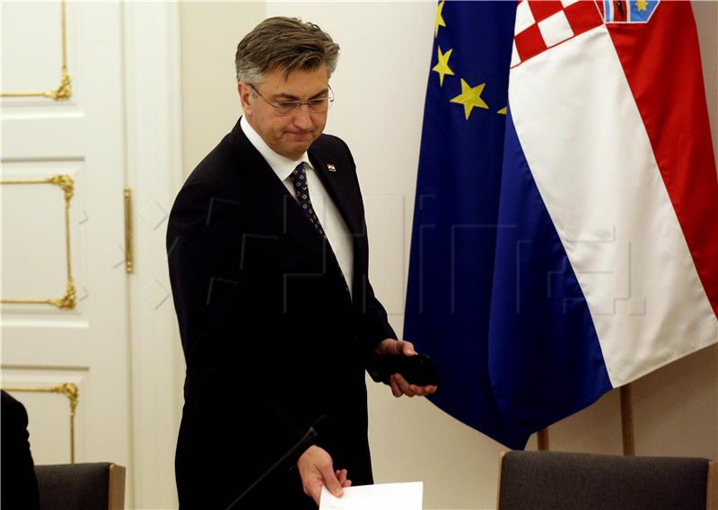 Plenković: Ekonomske mjere za zadržavanje radnih mjesta i protiv nelikvidnosti