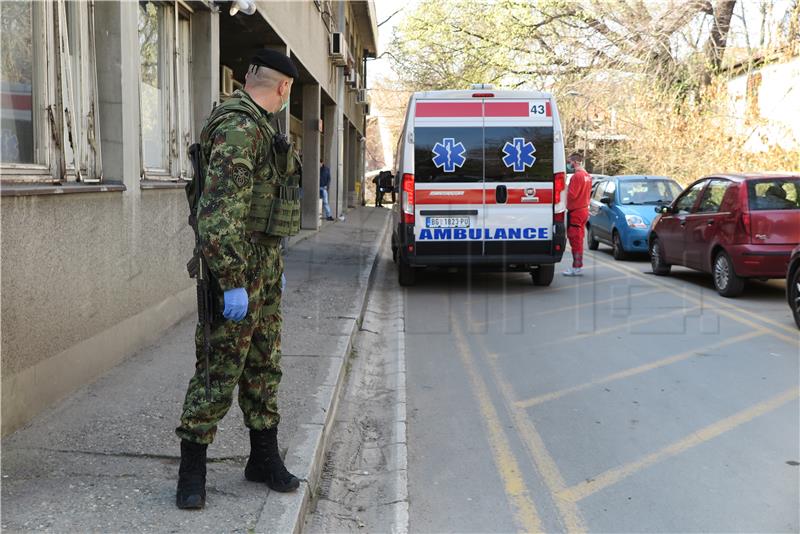  U Srbiji je danas stupala na snagu zabrana kretanja za sve osobe starije osobe