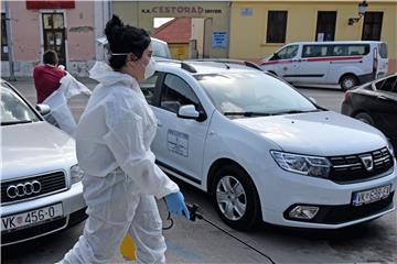 U Vinkovcima u samoizolaciji 98 osoba, Grad dezinficira komunalnu opremu