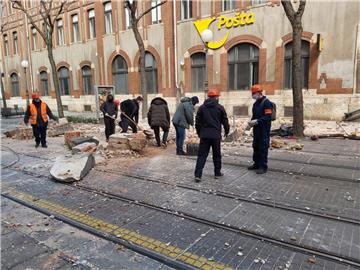 Grad Zagreb uveo besplatne telefone za pogođene potresom