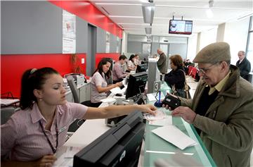 Banke prilagođavaju rad poslovnica