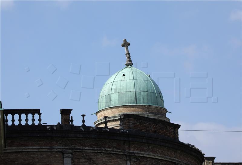 Zagrebački Mirogoj pretrpio štetu zbog potresa