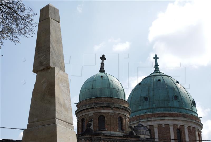 Zagrebački Mirogoj pretrpio štetu zbog potresa