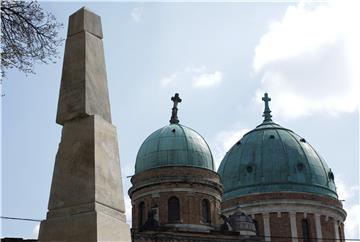 Zagrebački Mirogoj pretrpio štetu zbog potresa