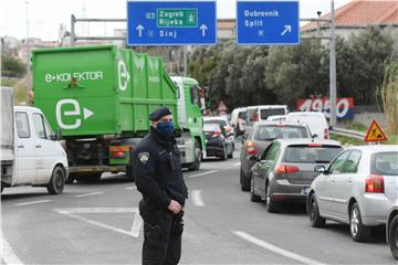 Split: policija kontrolira ulazak u grad