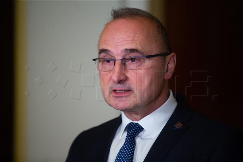 FM thinks positive decision for N. Macedonia, Albania Croatian success