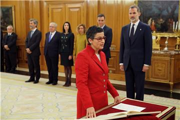 Tržišne špekulacije podižu cijene medicinske opreme - španjolska ministrica