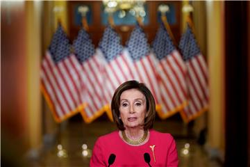 Pelosi: Trumpovo prvobitno poricanje epidemije bilo je pogubno