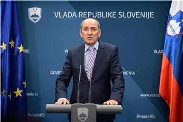 Slovenija: od ponoći zabrana napuštanja matične općine