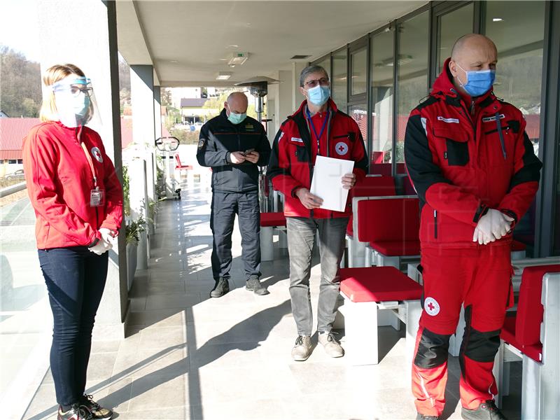 Krapina: Obilazak oboljelih od koronavirusa na kućnom liječenju