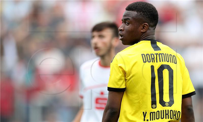 (FILE) GERMANY SOCCER MOUKOKO