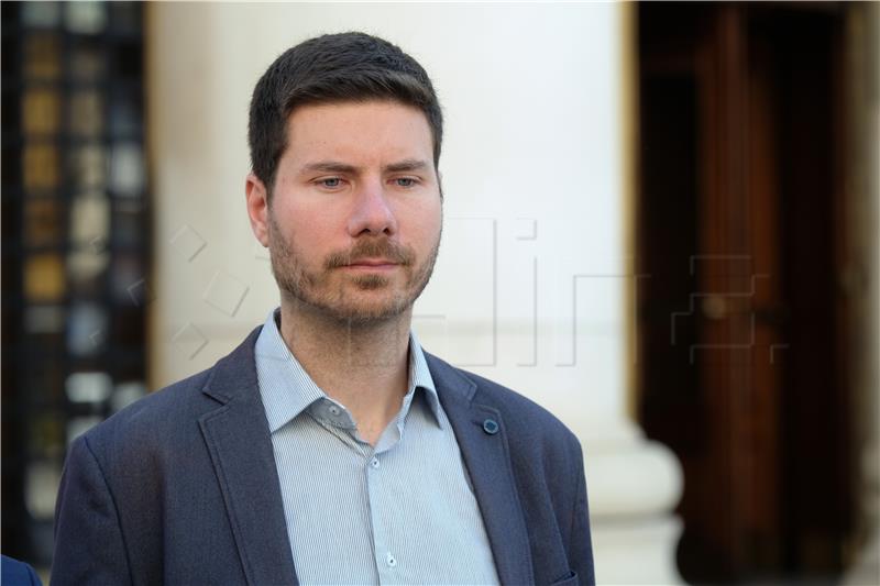 HDZ: Pernar neodgovoran prema hrvatskim građanima