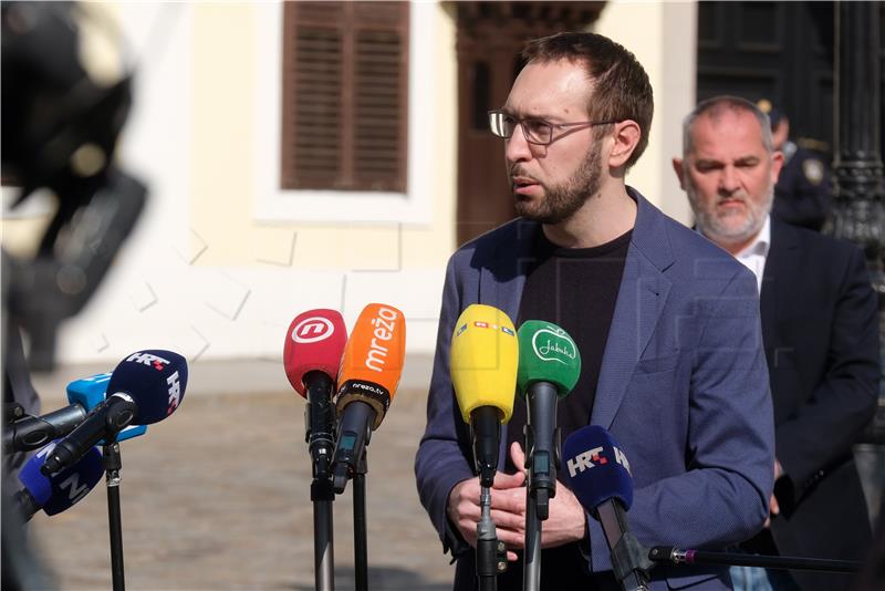 Konferencija za medije oporbenih zastupnika zagrebačke Gradske skupštine