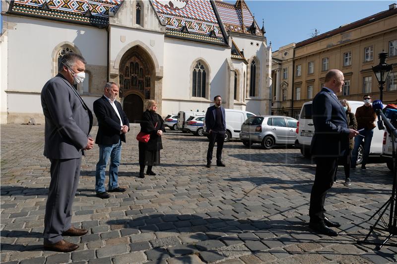 Konferencija za medije oporbenih zastupnika zagrebačke Gradske skupštine