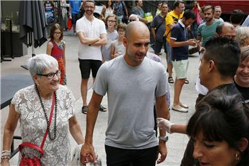 (FILE) SPAIN SOCCER GUARDIOLA