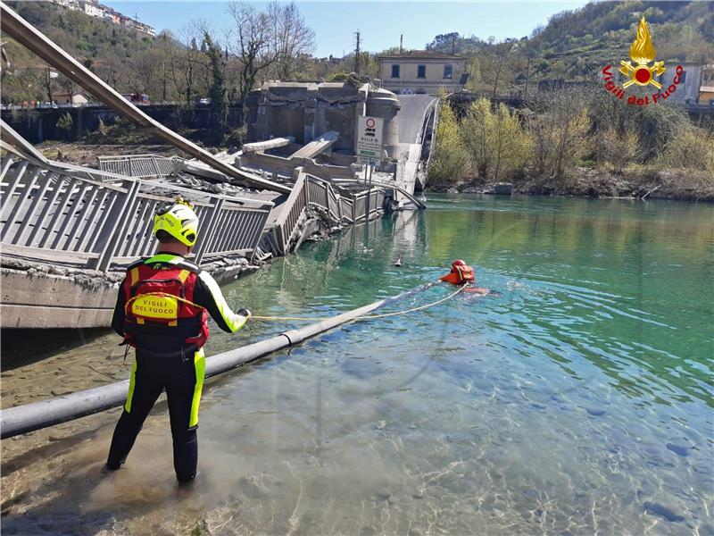 Urušavanje mosta novo je upozorenje na stanje talijanske cestovne mreže