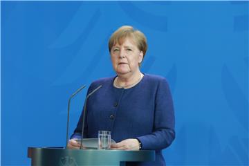 Merkel: Ima povoda za oprezni optimizam, no mjere ostaju do daljnjega