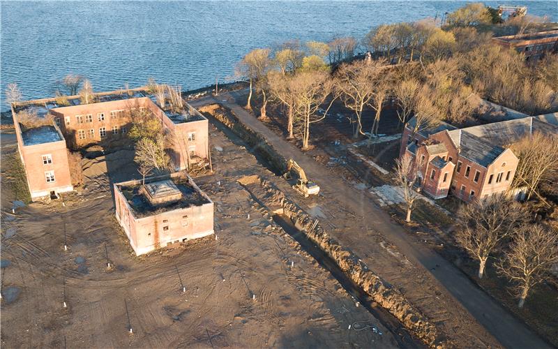 USA NEW YORK CORONAVIRUS HART ISLAND BURIALS