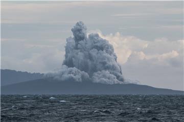 Erumpirao indonezijski vulkan Anak Krakatau