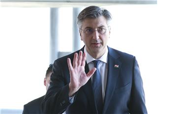 Plenković: Neka nas duh Uskrsa ohrabri da budemo još jači i složniji