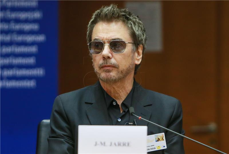 Jean-Michel Jarre: Kultura može predvoditi oporavak od covida-19