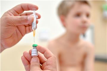 GSK i Sanofi udružili snage za razvoj cjepiva protiv koronavirusa