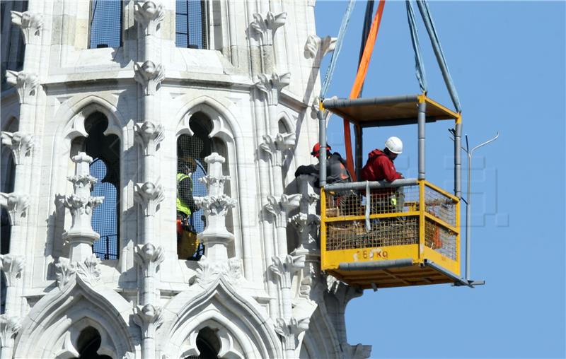 Pripreme za rušenje sjevernog tornja zagrebačke katedrale