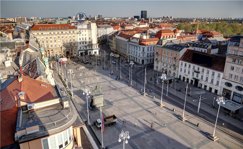 Panorama, Trg bana Jelačića