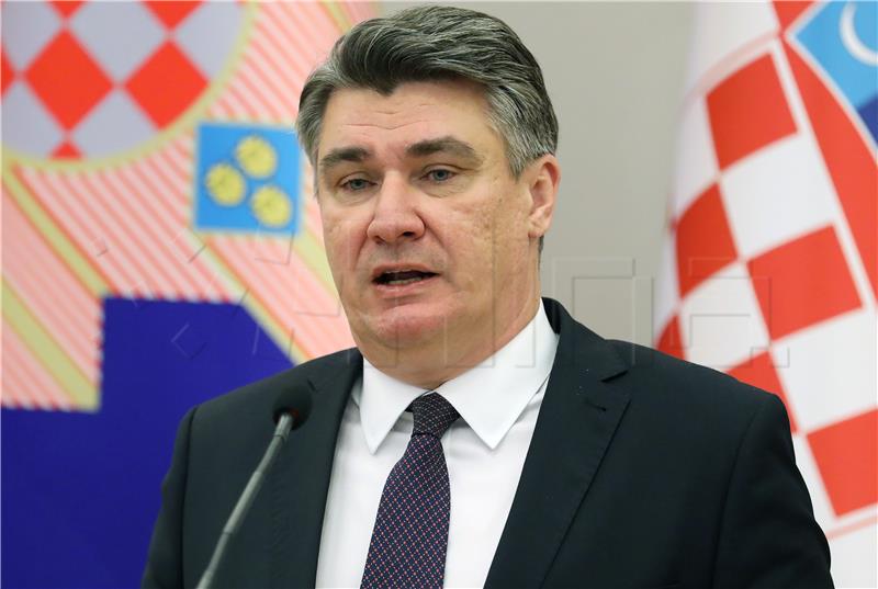 Milanovic extends Easter greetings to Orthodox believers