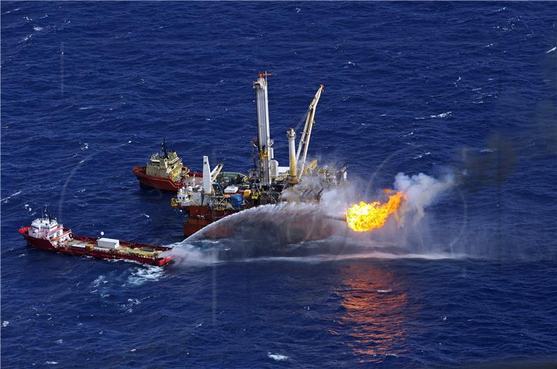 FILE AT SEA USA DEEPWATER HORIZON