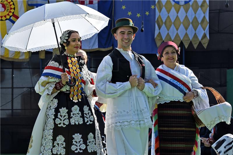 Prijave kandidatkinja na Izbor najuzornije hrvatske seoske žene