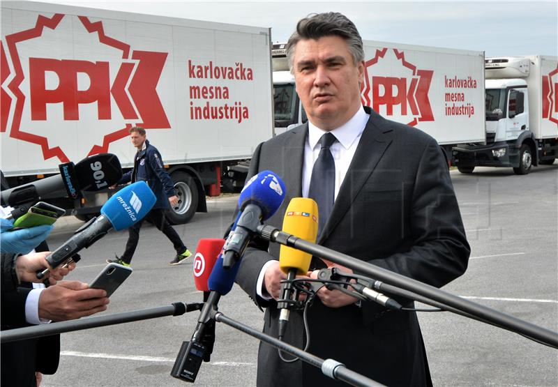 Milanović obišao tvrtku PPK Karlovačka mesna industrija