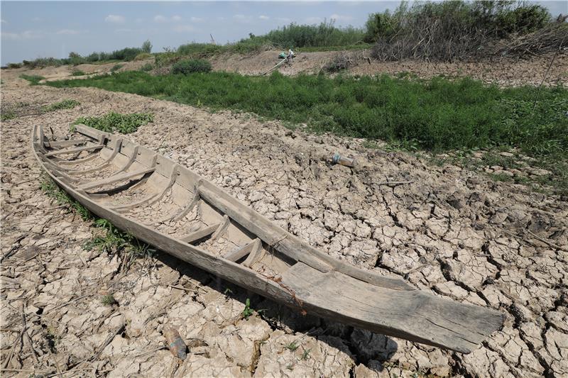 CAMBODIA CLIMATE CHANGE POLLUTION