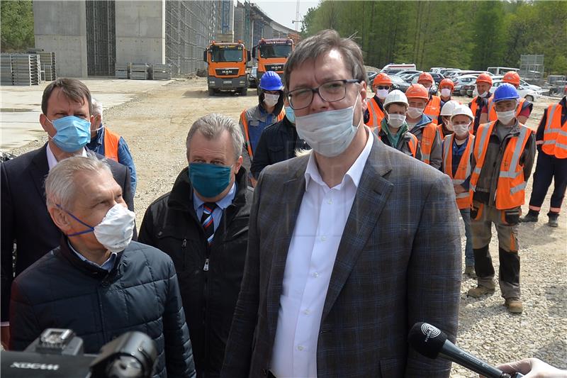 Vučić: Epidemiološko stanje bolje, razmišljamo o izborima