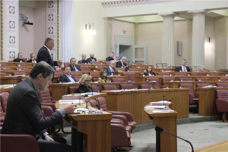 Parliament debates report on work of anti-corruption council