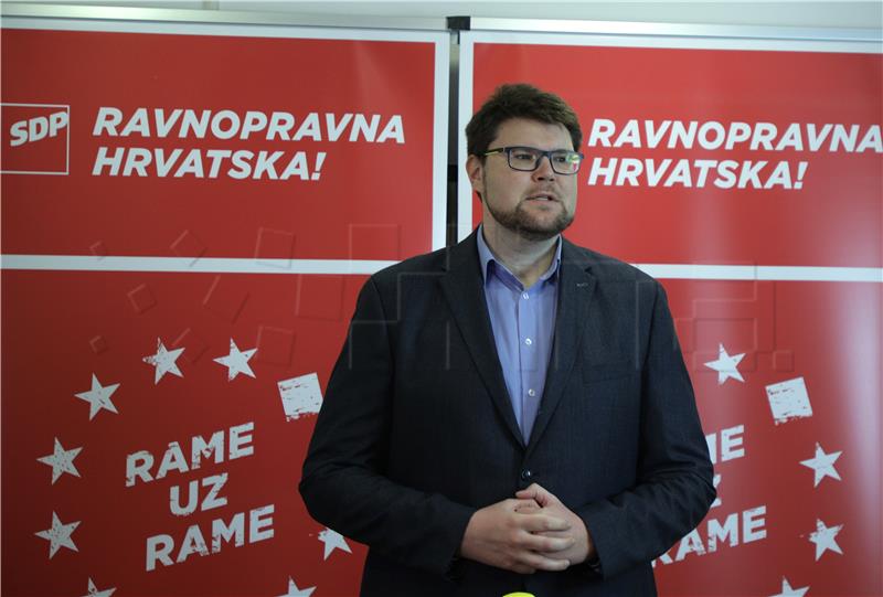 SDP says HDZ currying favour with far-right, conservative voters